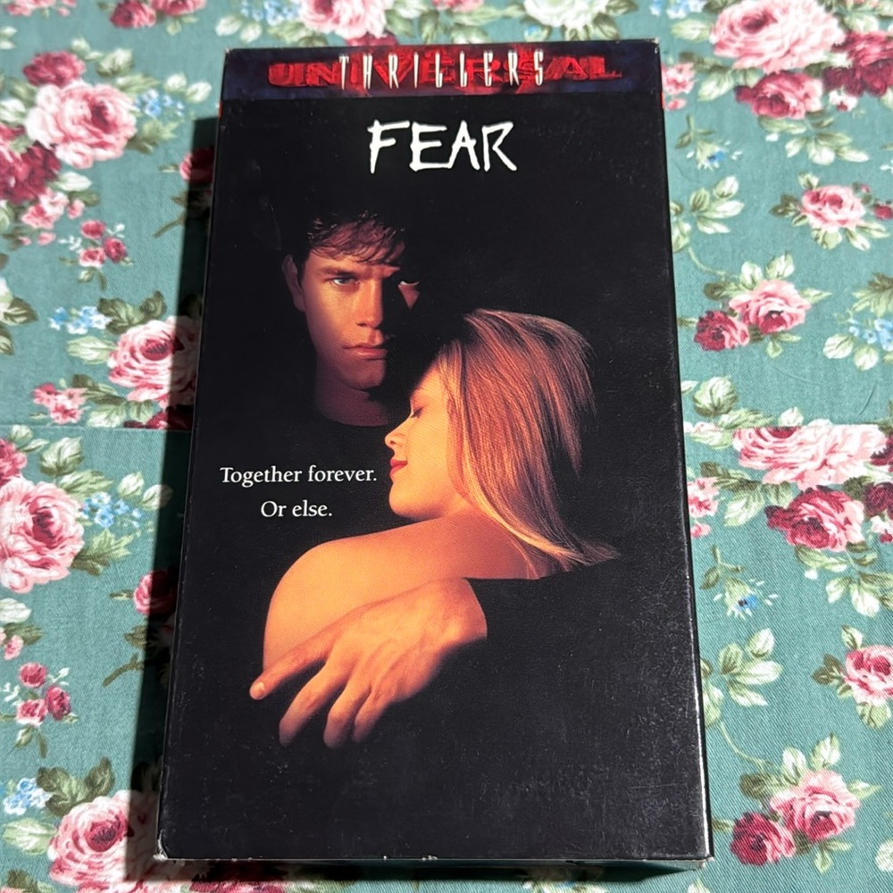 FEAR 📼 VHS! w/ Mark Wahlberg. Cult Classic thriller. In very good condition. VHS